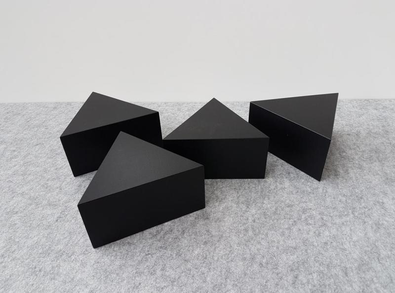 2-pack painted Triangular Object Plinth